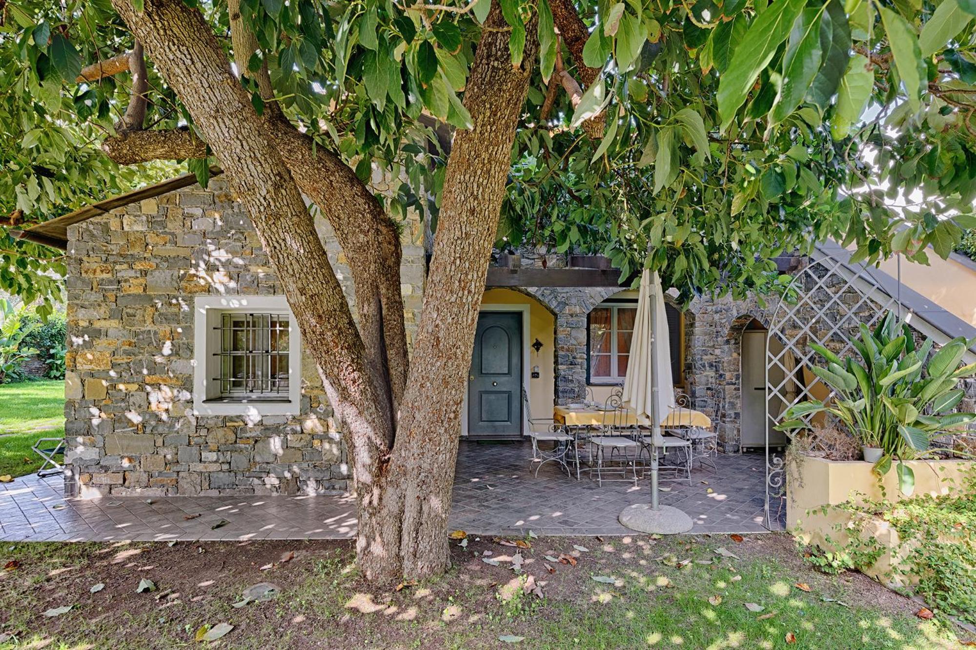 Casa Vacanze Nel Giardino Di Renzo Imperia Exterior foto